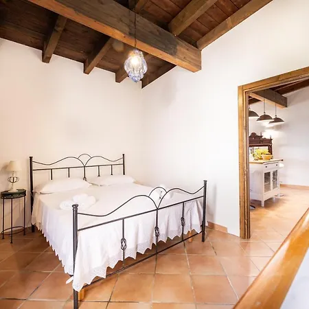 Lenze A Gallipoli Con Trullo Villa Taviano (Lecce)