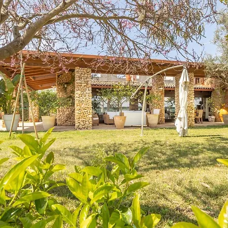 Lenze A Gallipoli Con Trullo Villa