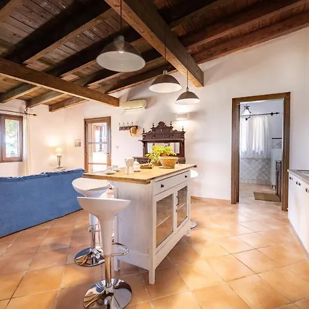 Villa Lenze A Gallipoli Con Trullo *