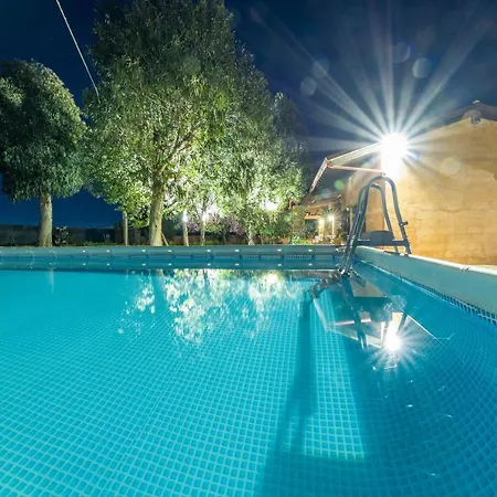 Lenze A Gallipoli Con Trullo Villa